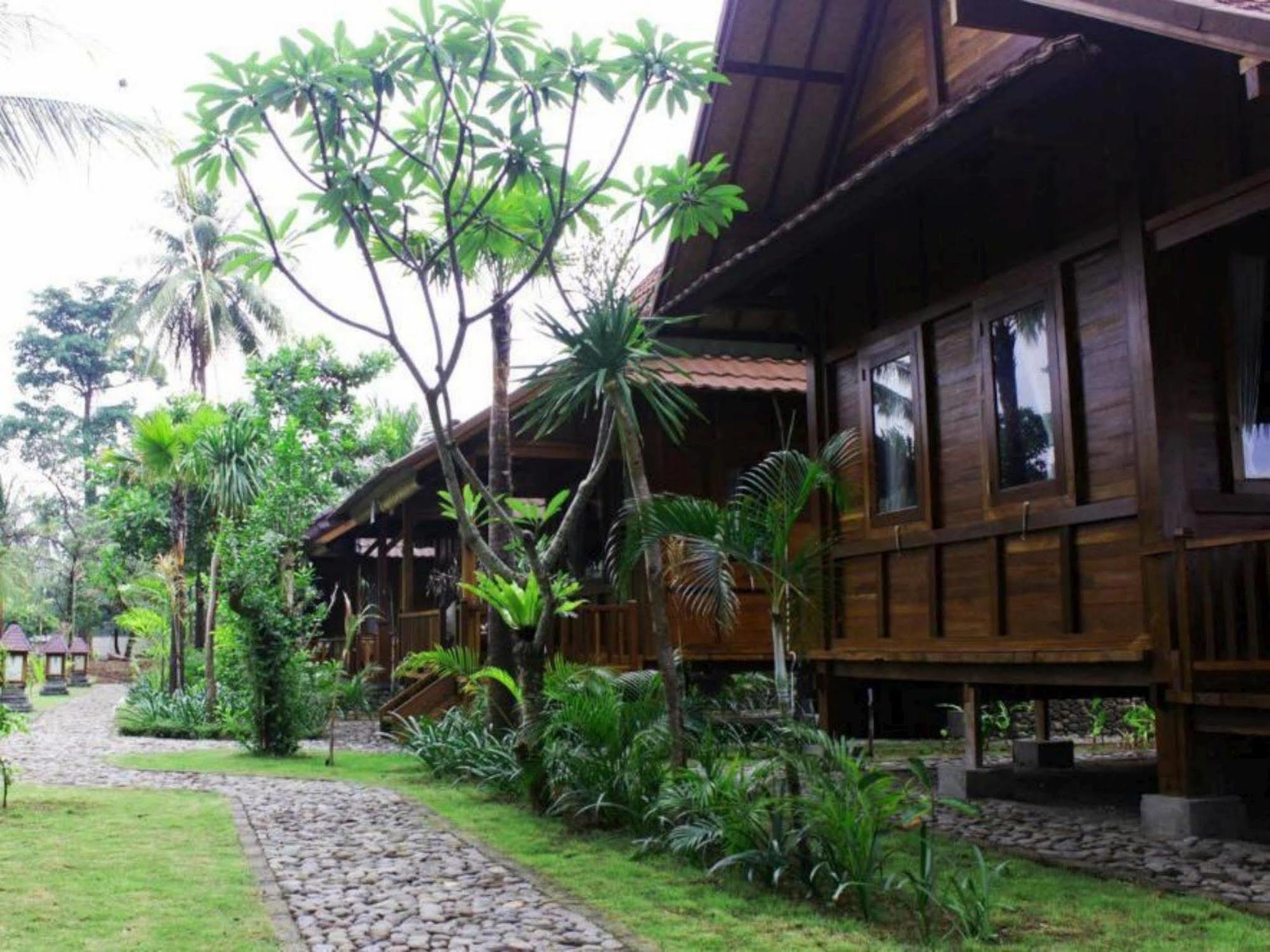 Mina Tanjung Hotel Ngoại thất bức ảnh
